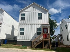 Building Photo - 78 Liberty Court Dr