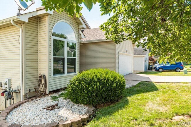 Foto del edificio - 3431 Rockwood Forest Ct