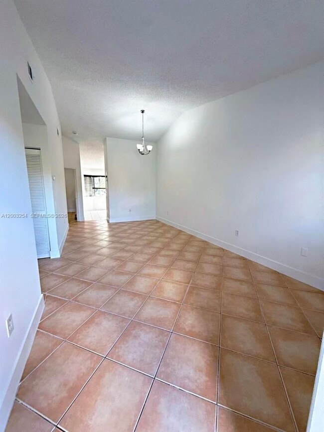 Building Photo - 15490 SW 134th Pl