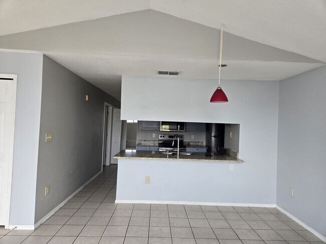 Building Photo - 2319 Prime Cir