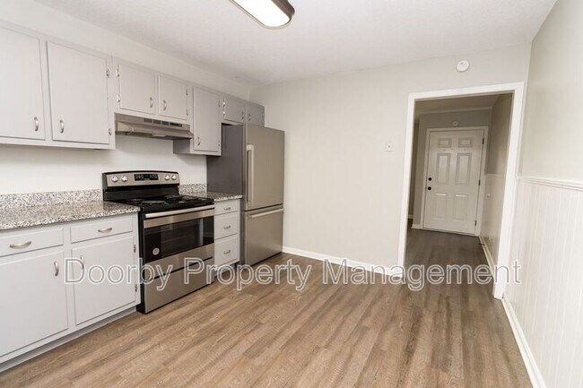 Foto del edificio - 1418 Baggett Rd