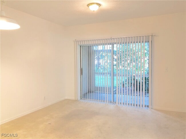 Foto del edificio - 8073 Pacific Beach Dr