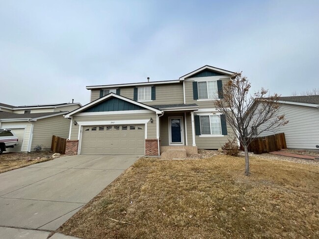 Spacious and Bright with a GREAT YARD,4bd/3.5 ba Home in Northglenn, Near Parks, New Paint and Ca... - Spacious and Bright with a GREAT YARD,4bd/3.5 ba Home in Northglenn, Near Parks, New Paint and Ca...