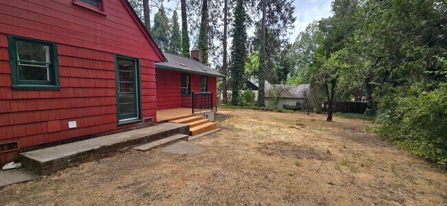 Foto del edificio - 12890 State Hwy 174