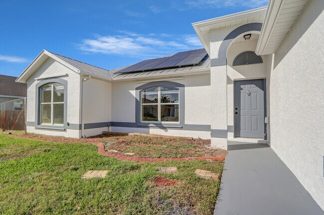 Foto del edificio - 551 SW Lawler Ave