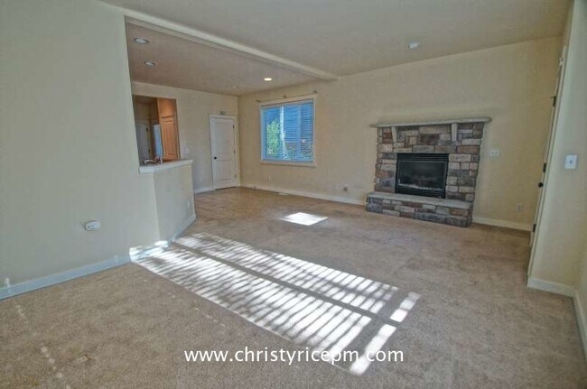 Foto del edificio - 15912 36th Ave W