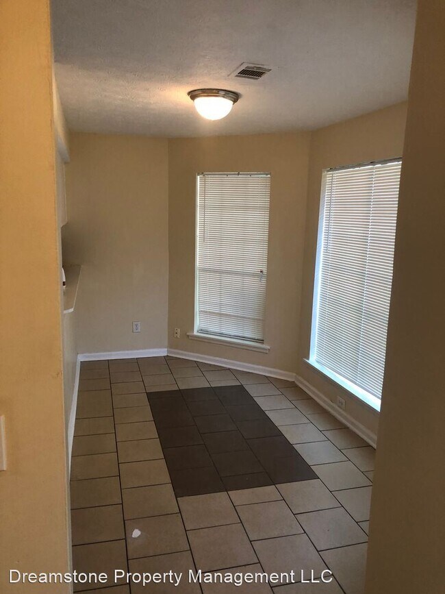 Building Photo - 3 br, 2 bath House - 798 Heritage Oaks Drive