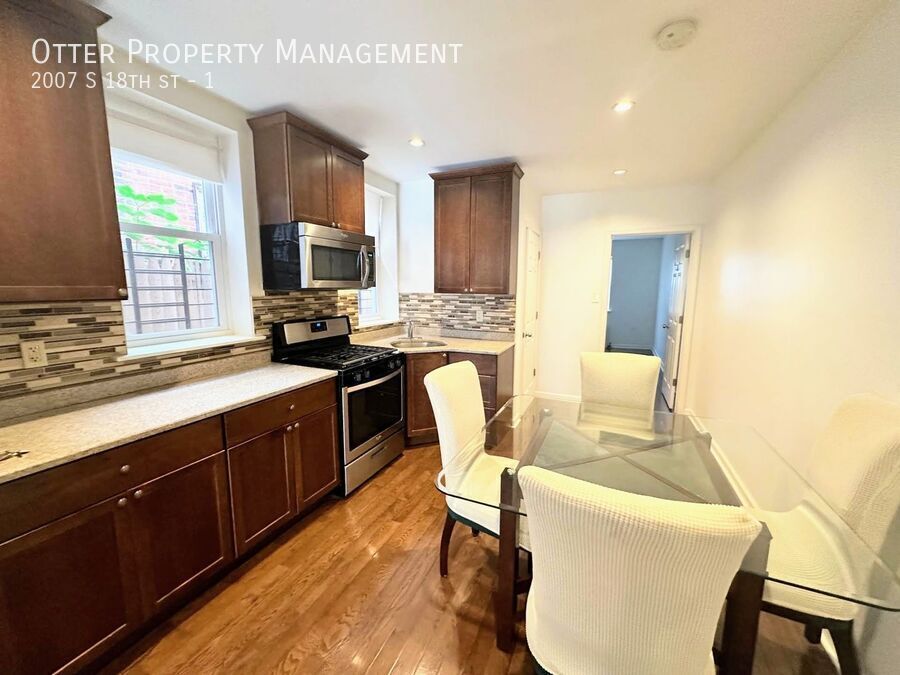 Foto principal - Stunning 2BR/1BA Apt in the Heart of South...