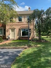 Building Photo - 4001 Brandywine Ct