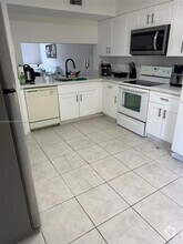 Building Photo - 14931 SW 82nd Terrace