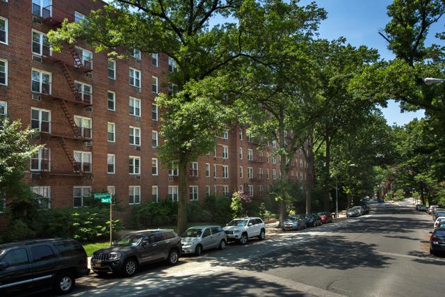 Building Photo - Fairfield Manor At Douglaston