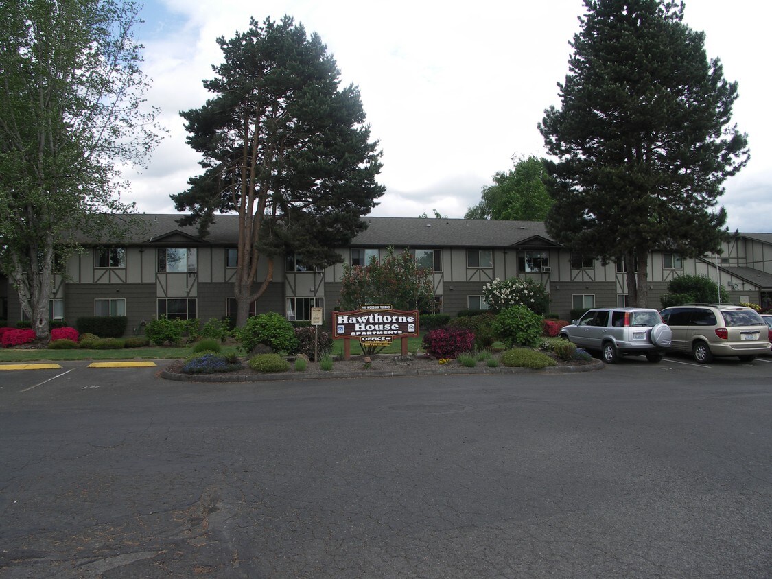 Woodside West Apartments in Woodland, WA