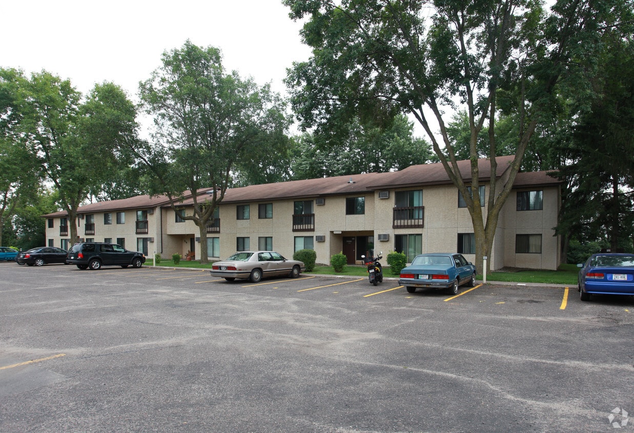 Primary Photo - Creekside Apartments