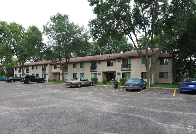 Home Wisconsin New Richmond Creekside Apartments. Primary Photo - Creekside Apartments : storage units new richmond wi - Aquiesqueretaro.Com