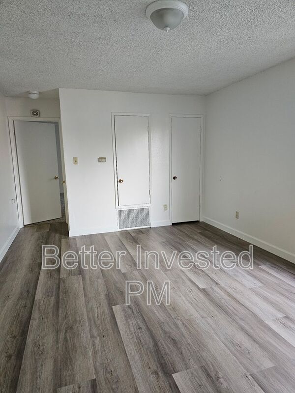Foto del edificio - 304 Cooper Ln