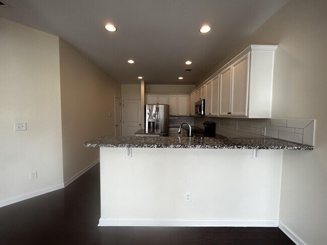Foto del edificio - 1047 Haley Woods Ct