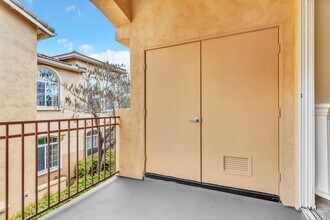 Interior Photo - Villa Toscana