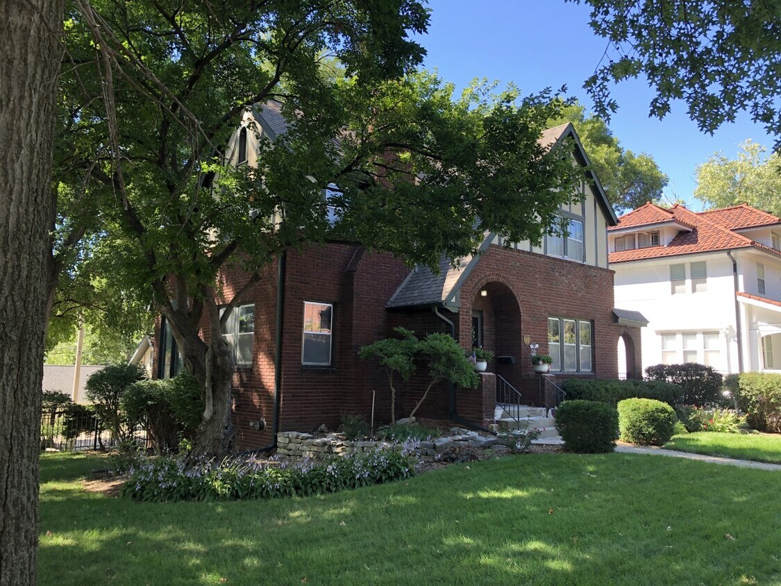 120 S 49th Ave, Omaha, NE 68132 House Rental in Omaha, NE