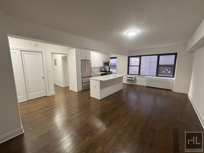 Building Photo - EAST 57 STREET