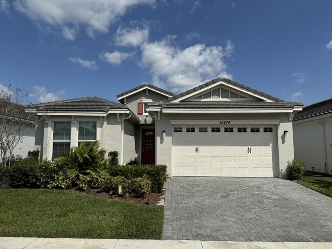 Building Photo - 15474 Goldfinch Cir