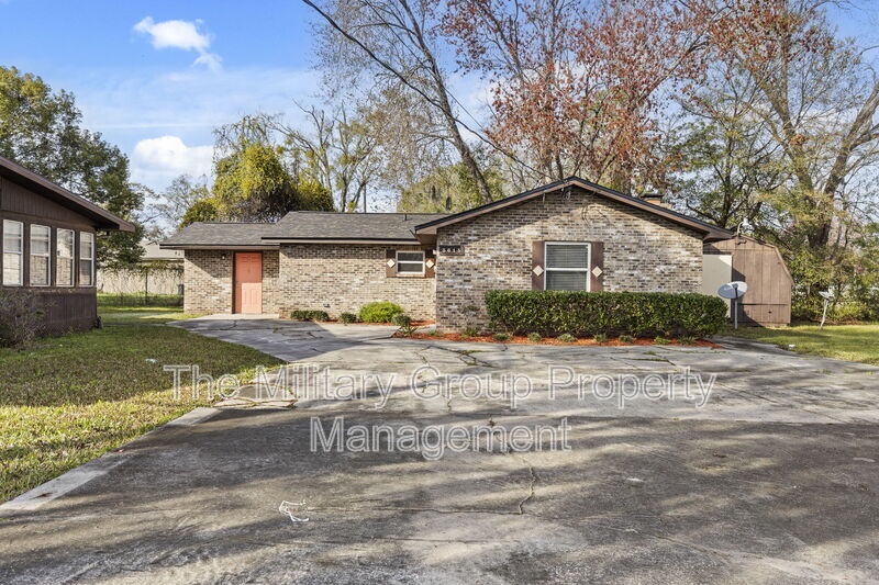 Primary Photo - 5615 Atlee Ave