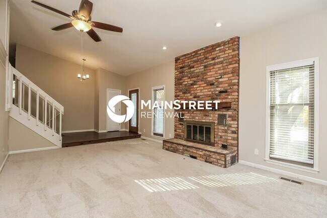 Foto del edificio - 4 Bedroom Pet-Friendly Home in Shawnee, KS...