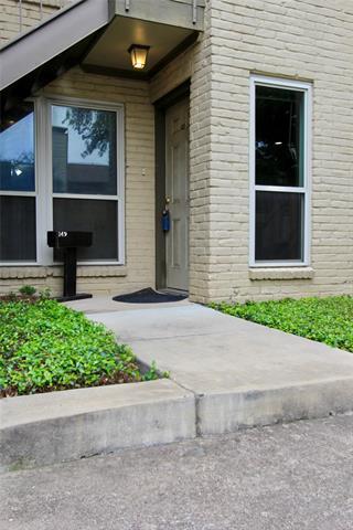 Foto del edificio - 10650 Steppington Dr
