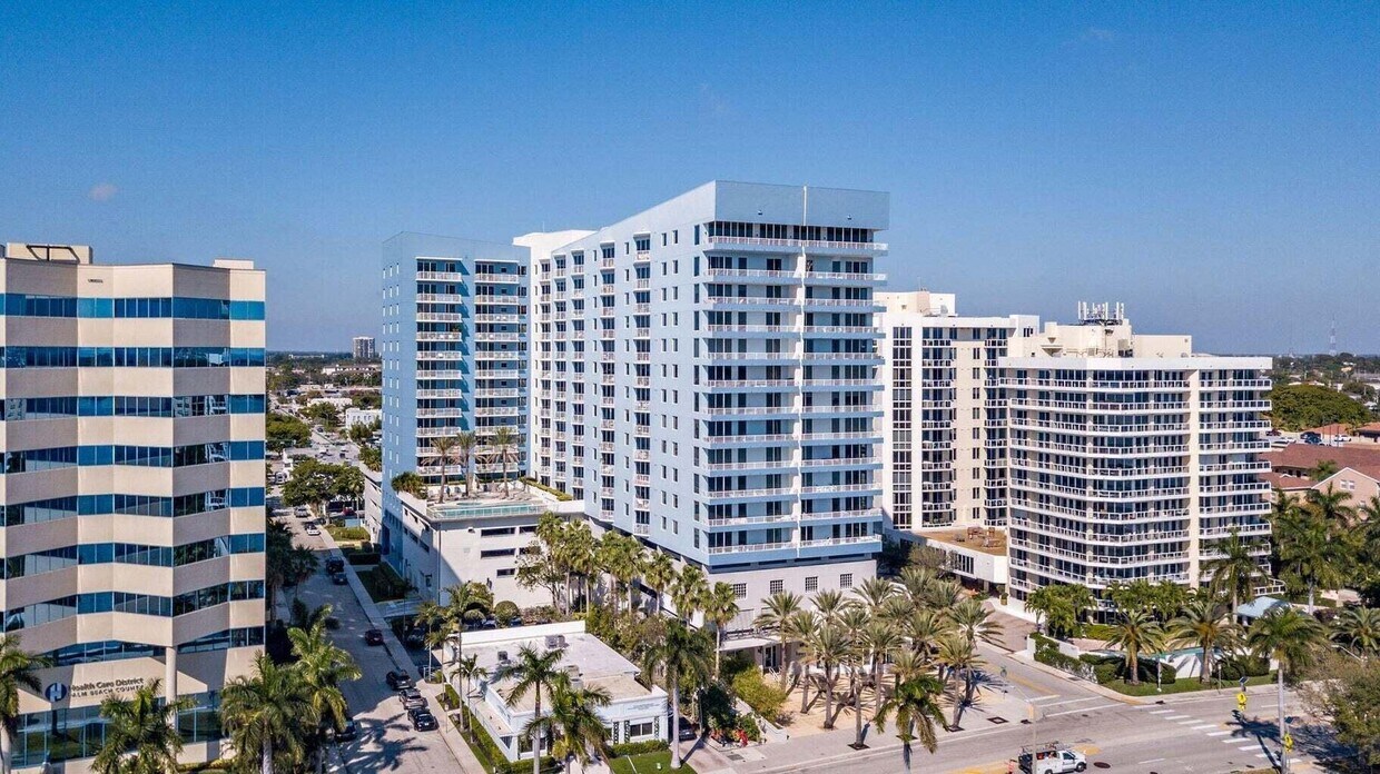 1551 N Flagler Dr Unit 910, West Palm Beach, FL 33401 Condo for Rent