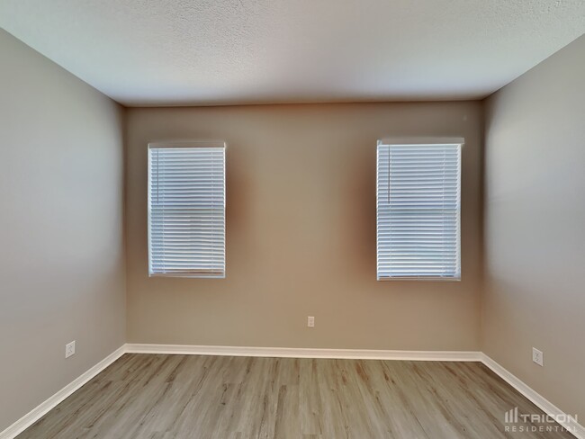 Building Photo - 2557 Isabela Terrace Kissimmee FL