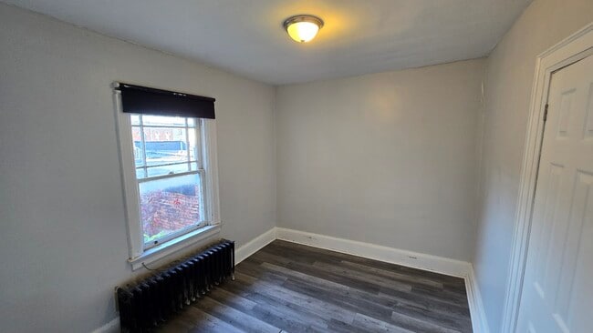 Building Photo - 24-32 Mulcaster St