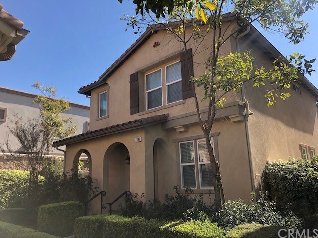 Primary Photo - 7046 Village Dr