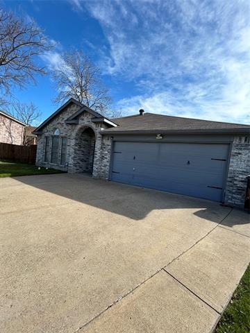 Building Photo - 338 Old Pecan Way