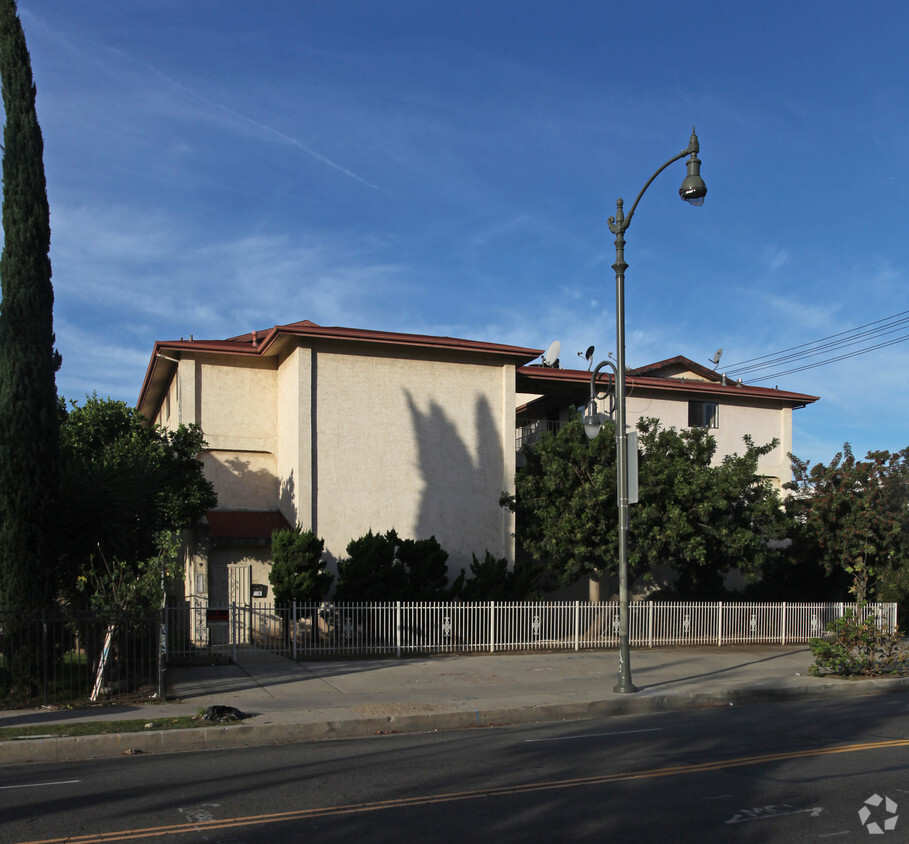 Building Photo - 170 Avenue 26