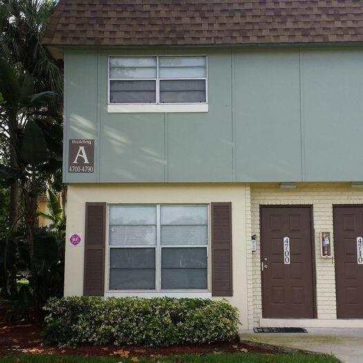 Building Photo - 4700 NW 9 Court Court 4700 Plantation Fl 3...