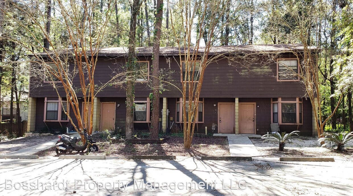 Primary Photo - 2 br, 2.5 bath House - 6905 SW 44th Avenue
