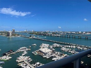 Building Photo - 1717 N Bayshore Dr