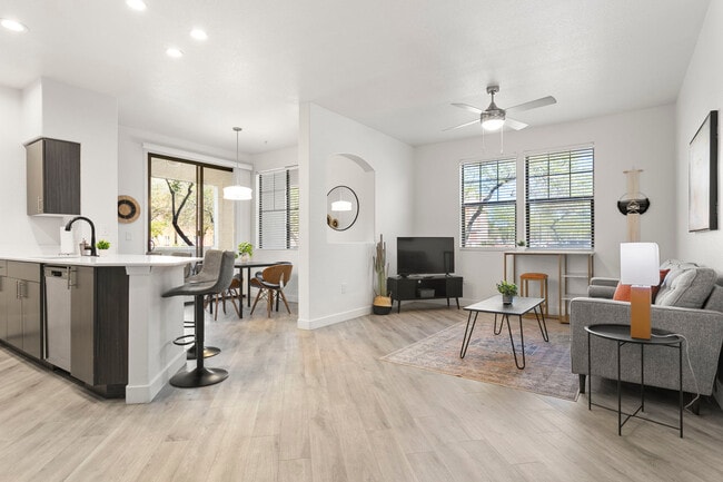 Foto del edificio - 9450 W Cabela Dr