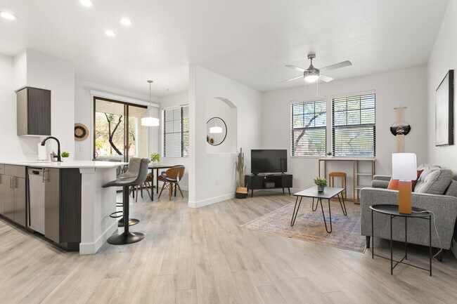 Building Photo - 9450 W Cabela Dr