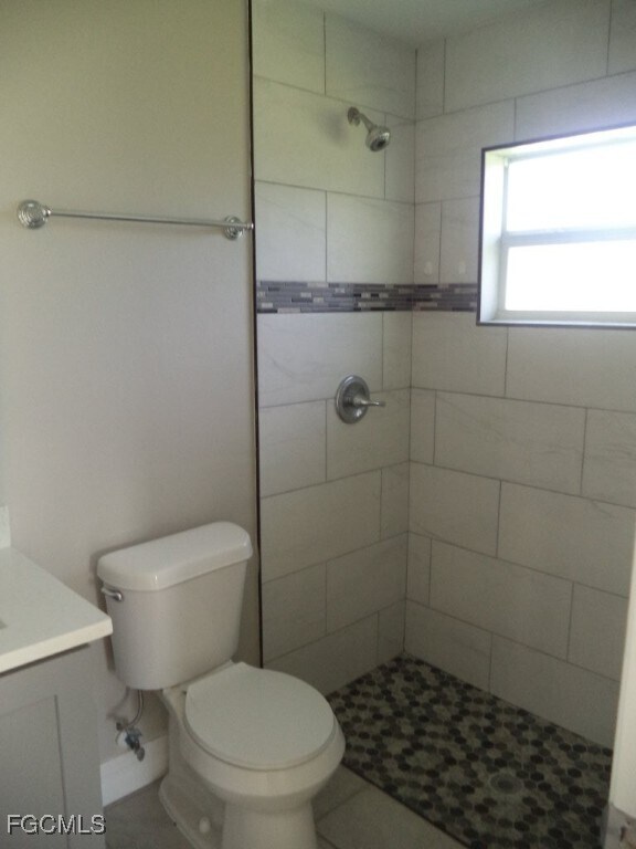 Building Photo - 6062 Laurelwood Dr