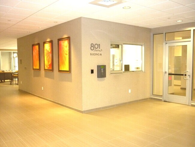 Foto del edificio - 801 South St