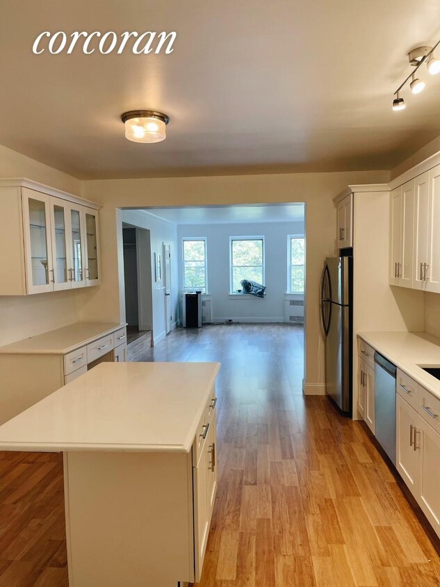 Foto principal - 920 E 17th St