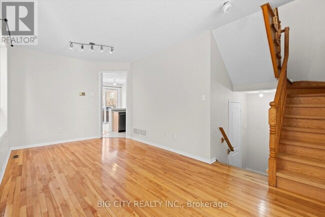 Building Photo - 1419 Weir Chase