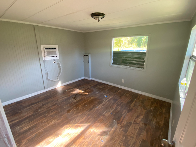Building Photo - 3322 Pine Needle Dr