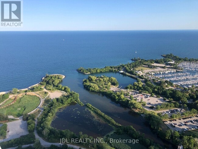 Building Photo - 30-5730 Shore Breeze Dr