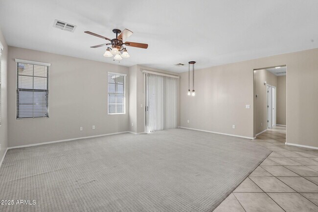 Foto del edificio - 2894 S Anderson Ln