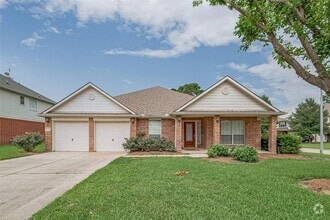 Building Photo - 11106 Fairway Dr
