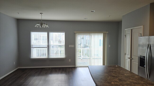 Foto del edificio - 607 N Atwater Dr
