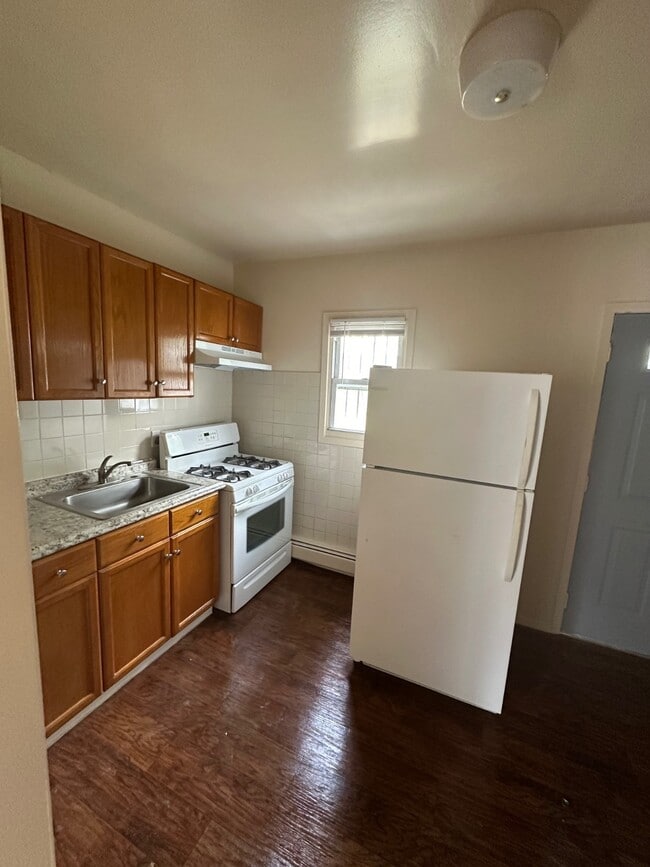 Building Photo - 120-33 Springfield Blvd
