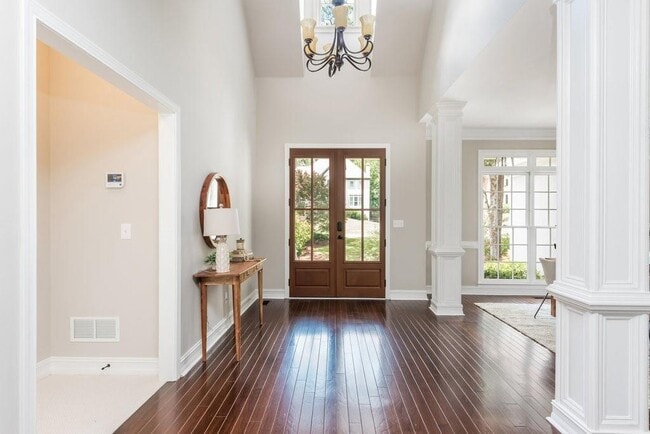 Building Photo - 1095 Devereux Chase