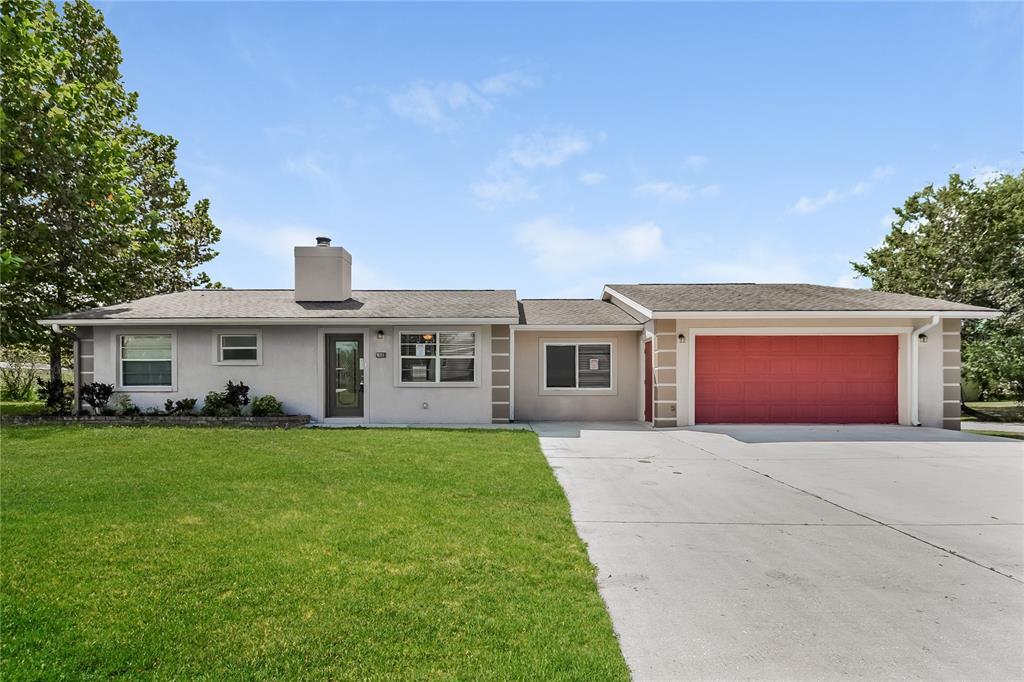 Foto principal - 4820 Camus St